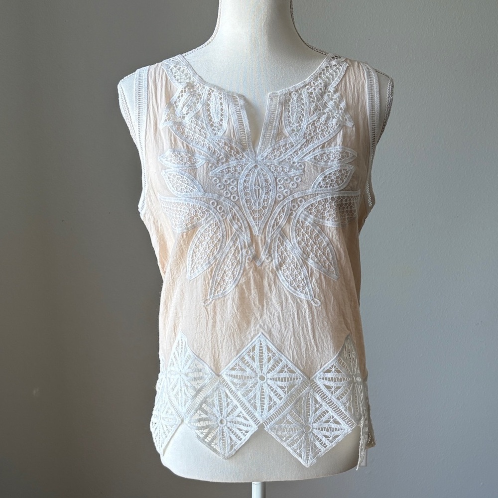 Esley | Anthropologie Cream Sleeveless Embroidered White Lace Top